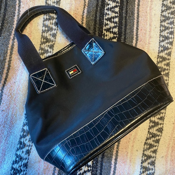 Vintage Tommy Hilfiger bucket bag purse VTG - Picture 1 of 9